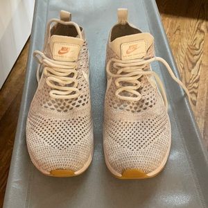 Nike Air Max Thea Ultras